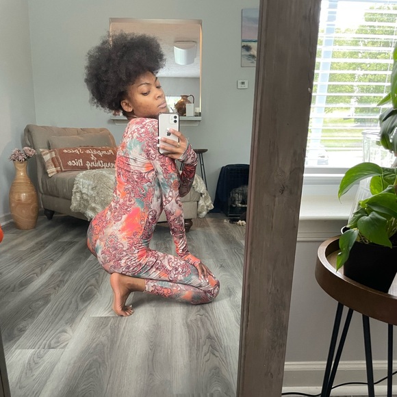 Multicolored Multicultural Long Sleeved Full Bodysuit Jumpsuit - Picture 7 of 10